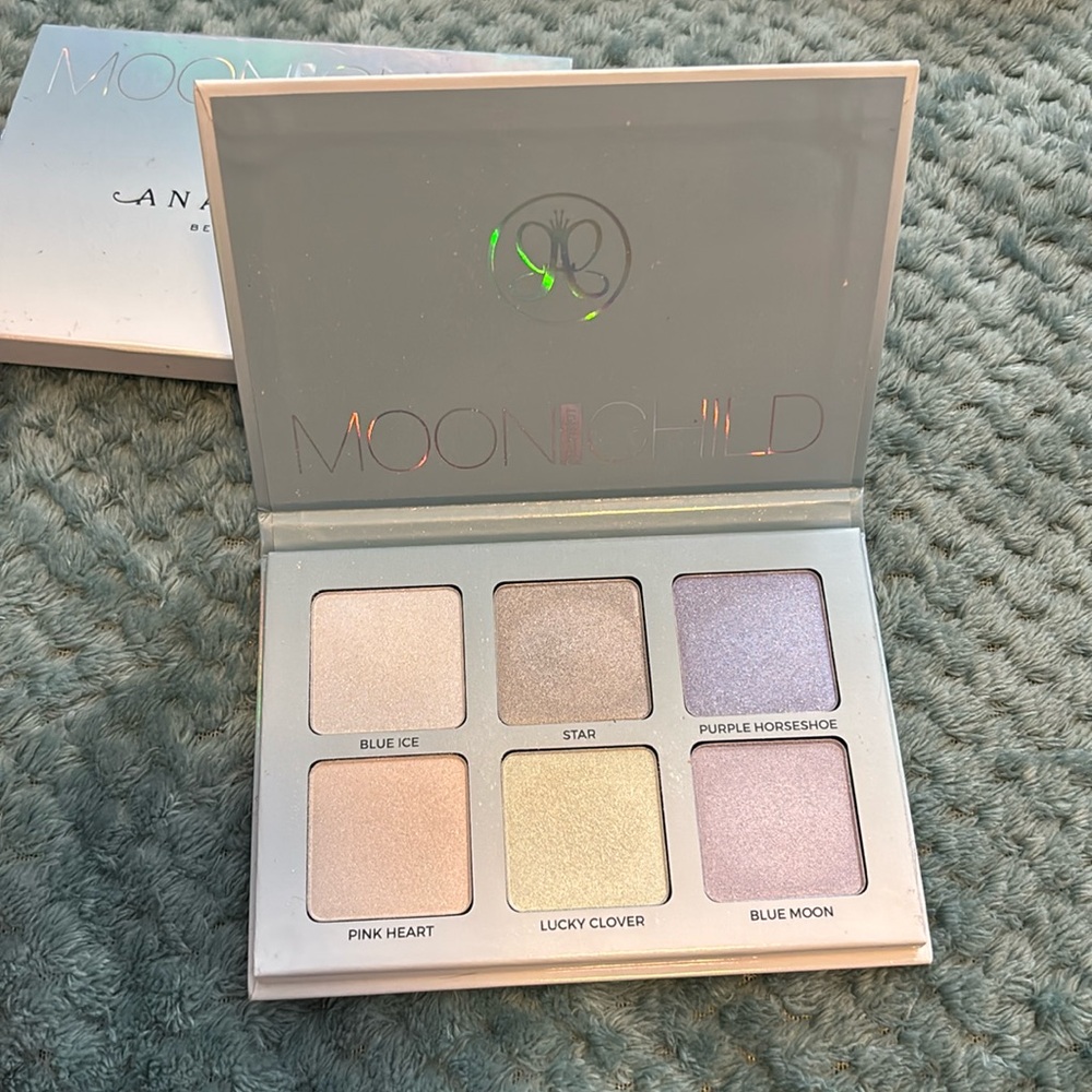 Anastasia Beverly Hills Moonchild Glow Kit